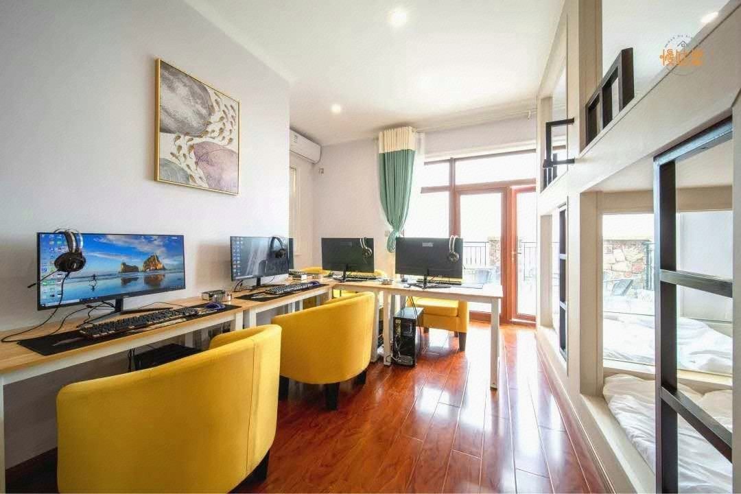 Yiliang Yanhuju Theme Villa Party Hall