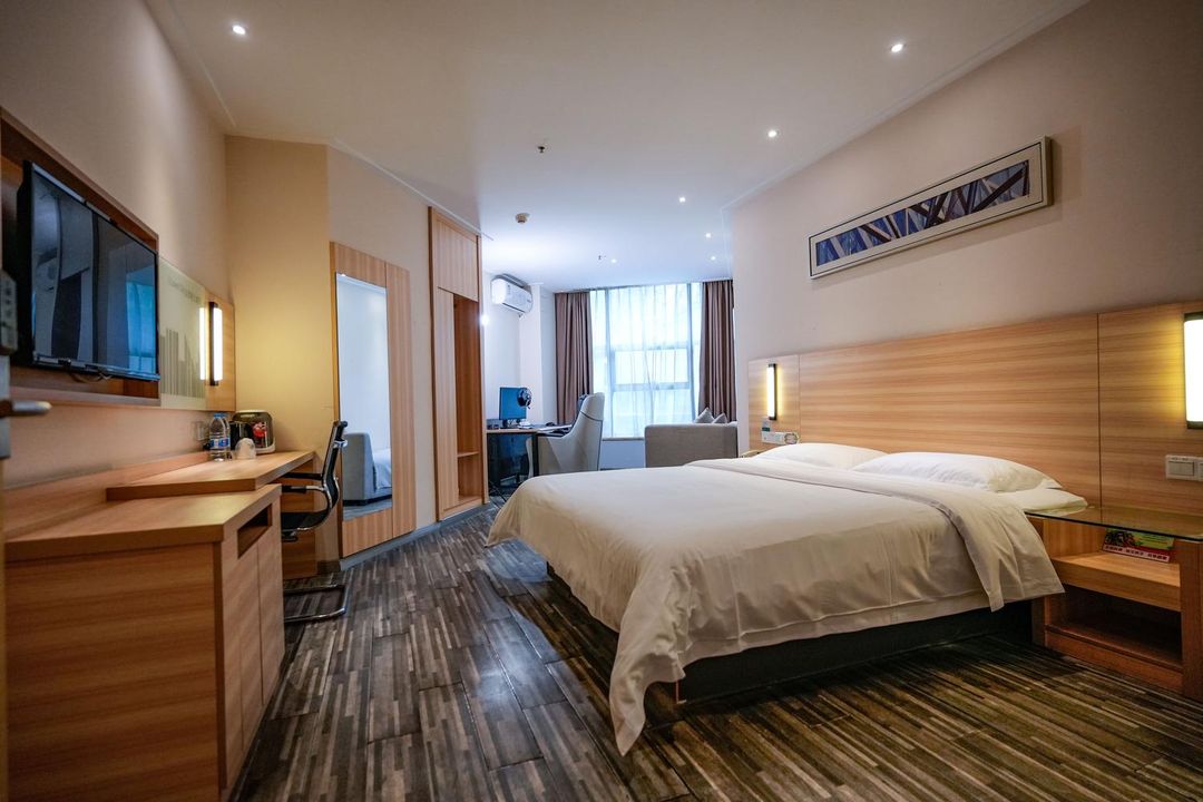 ZhuChang E-Sports Hotel (Wenjiang Nanxun Avenue Section One)