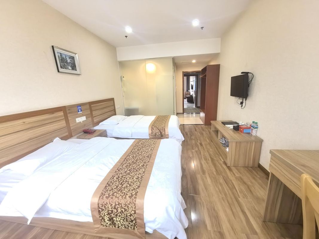 東樂商務酒店(武漢金龍大街黃金工業園店)