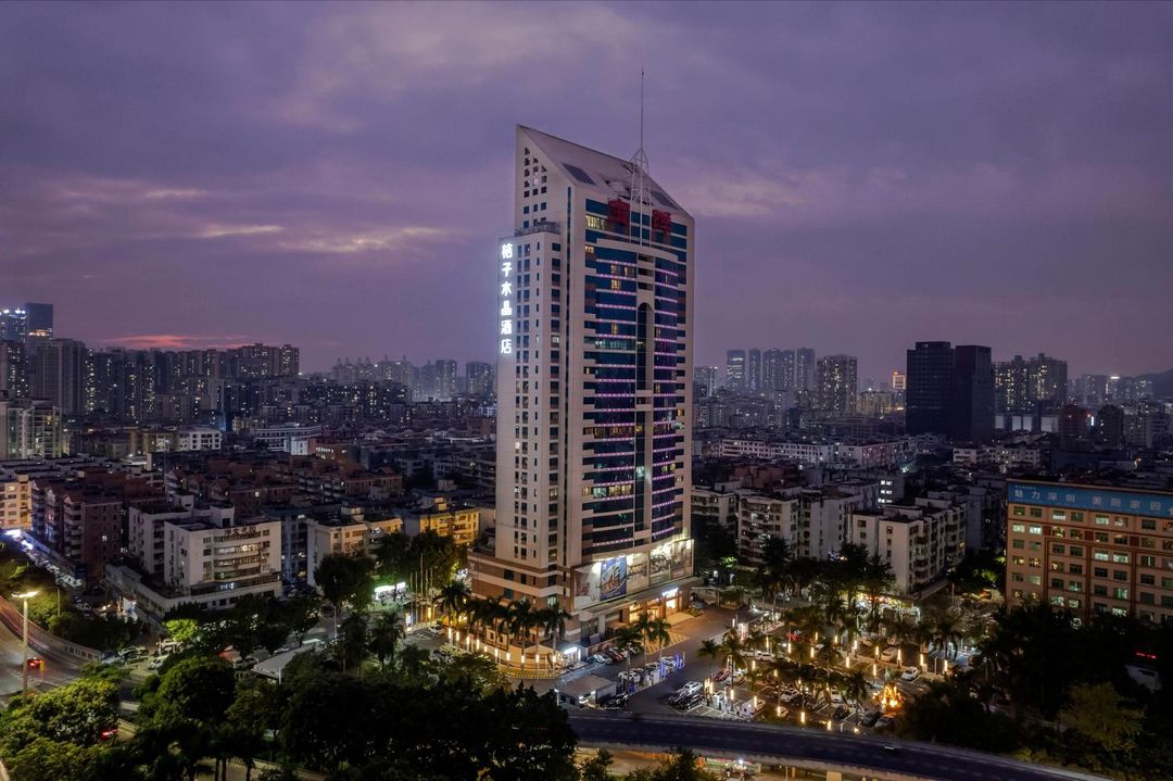 深圳寶安大悅城桔子水晶酒店