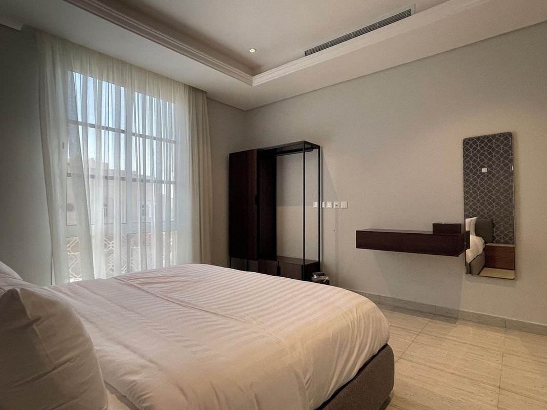 Kease 雅斯敏 F-6 Lusso 希賈茲 XZ15