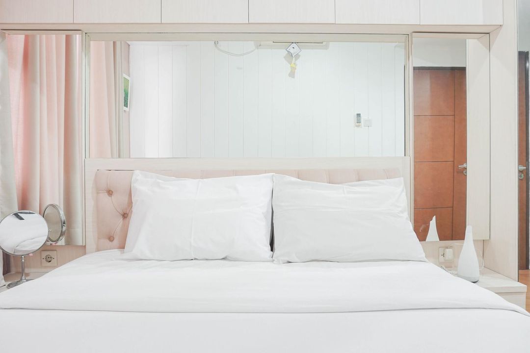 Attractive 1BR Apartment at Royal Olive Residence