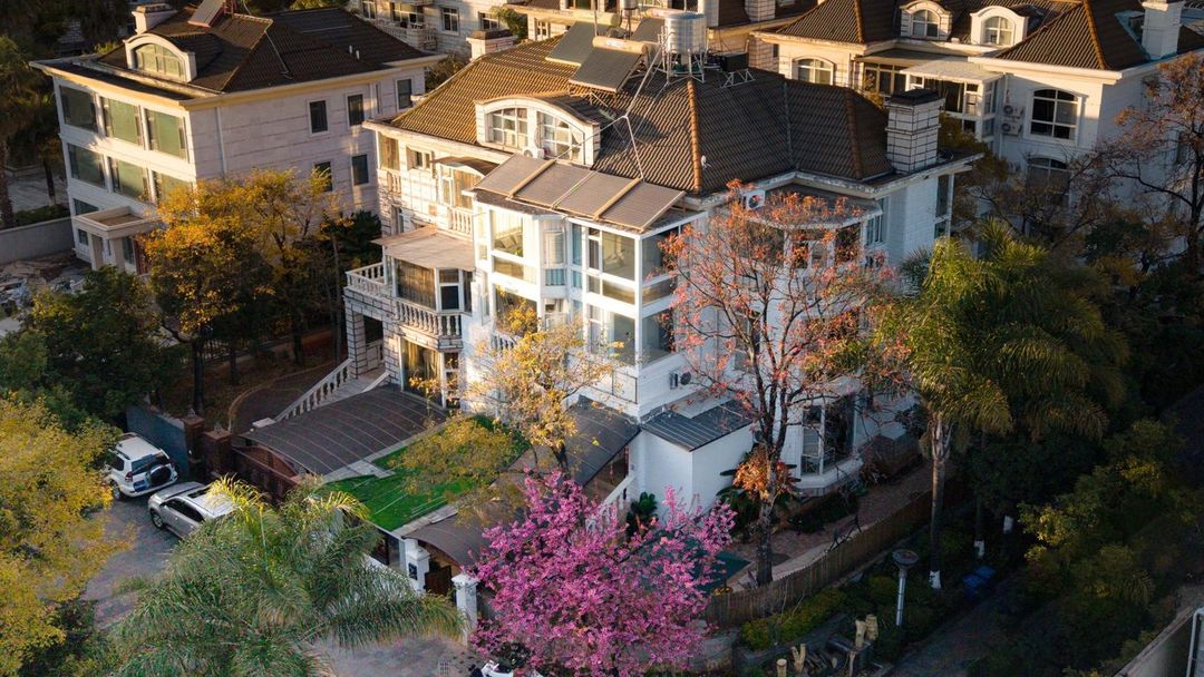 昆明楓丹別院(滇池海埂大壩店)