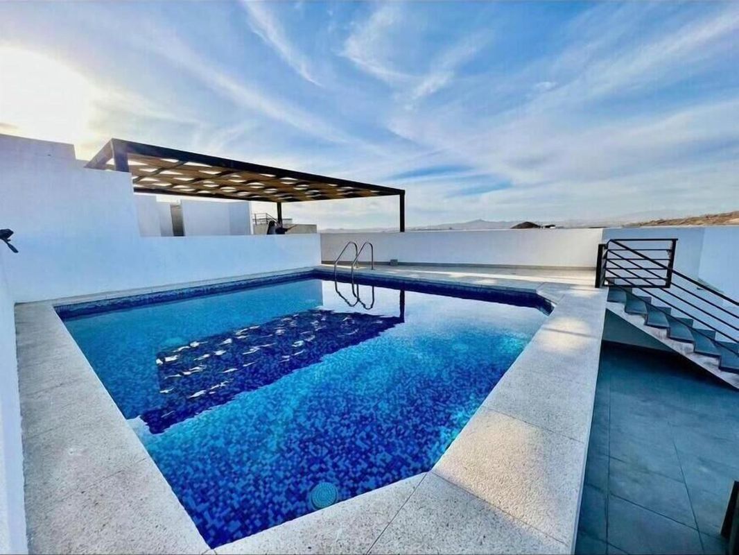 海景公寓屋頂泳池