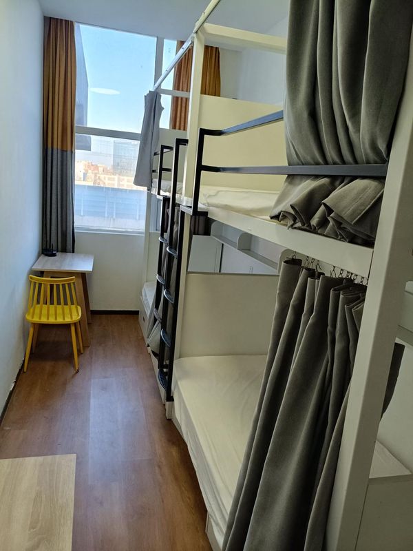 Sunshine Youth Hotel (Beijing Shilihe Subway Station)