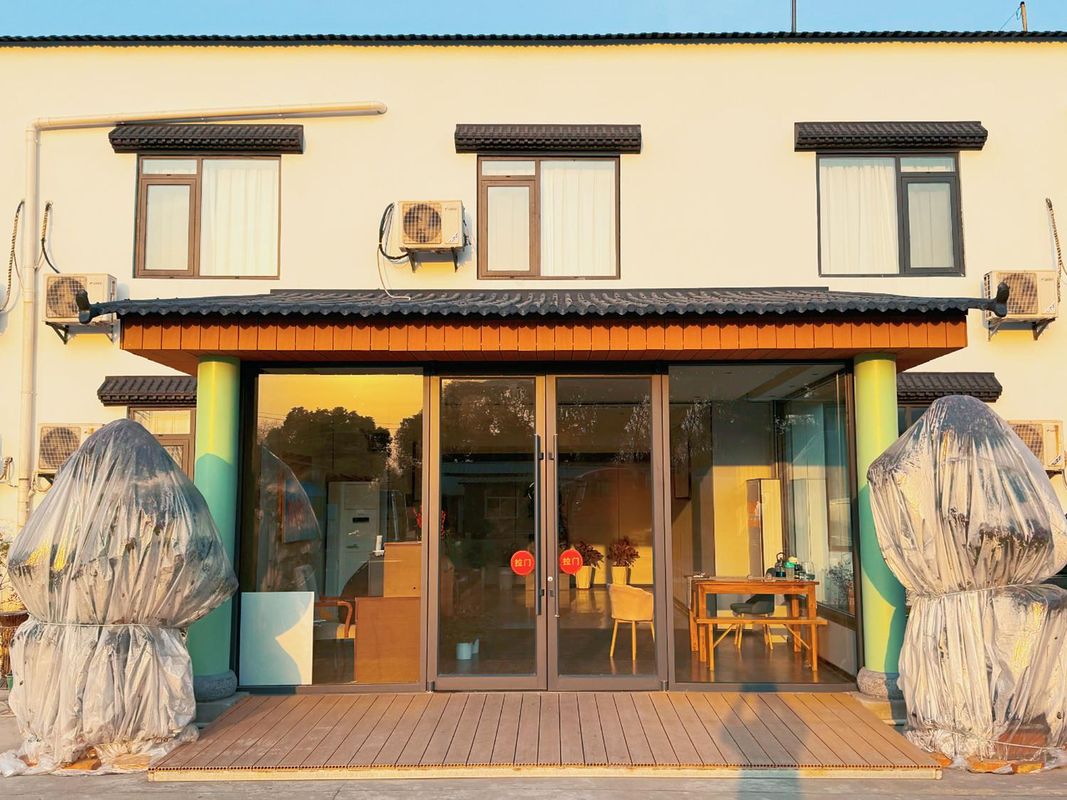 Nanjing Breeze Riverside Hotel