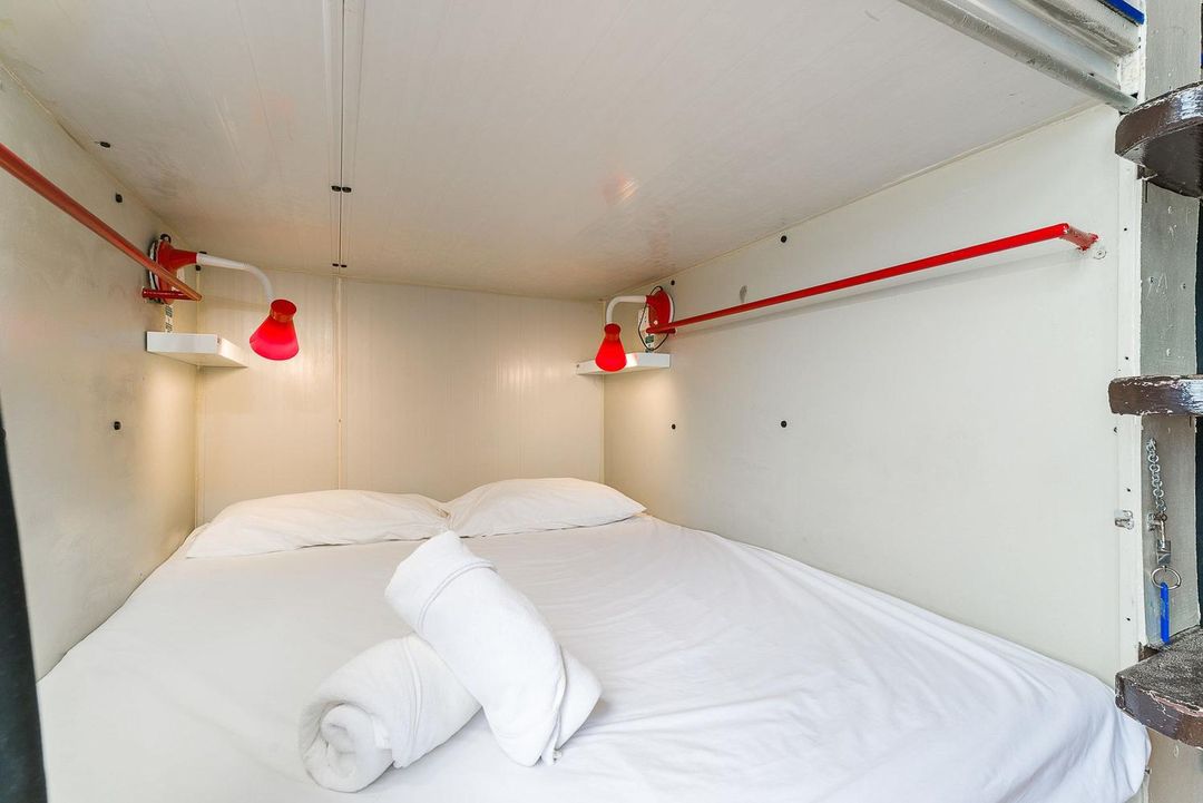 Samui Beach Hostel - Adults Only