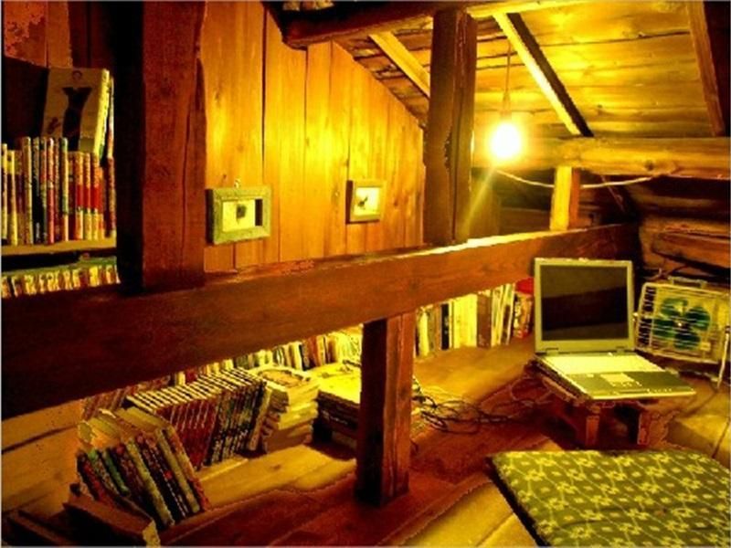 Small World Guest House - Hostel