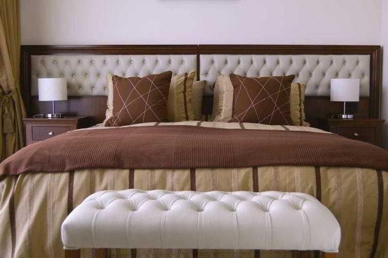 阿爾塔廣場酒店