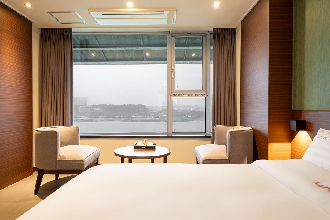 Yeoju Namhan River J