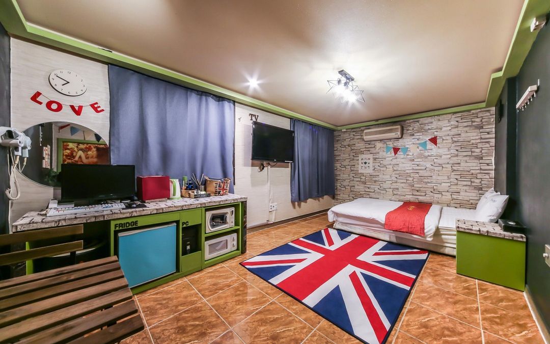 Changwon Palyongdong Time