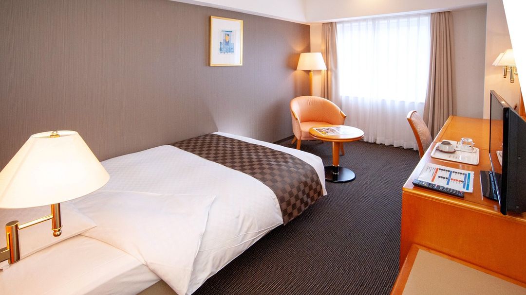 Jr Hotel Clement Uwajima