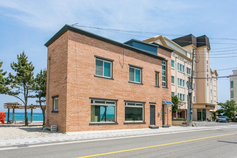 Goseong Bongpo MRS. Kim Pension