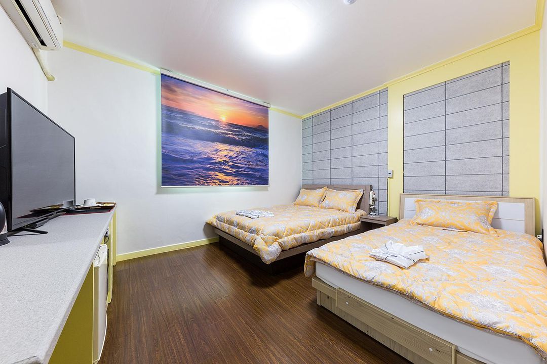 Buan Good Self Check-in Motel