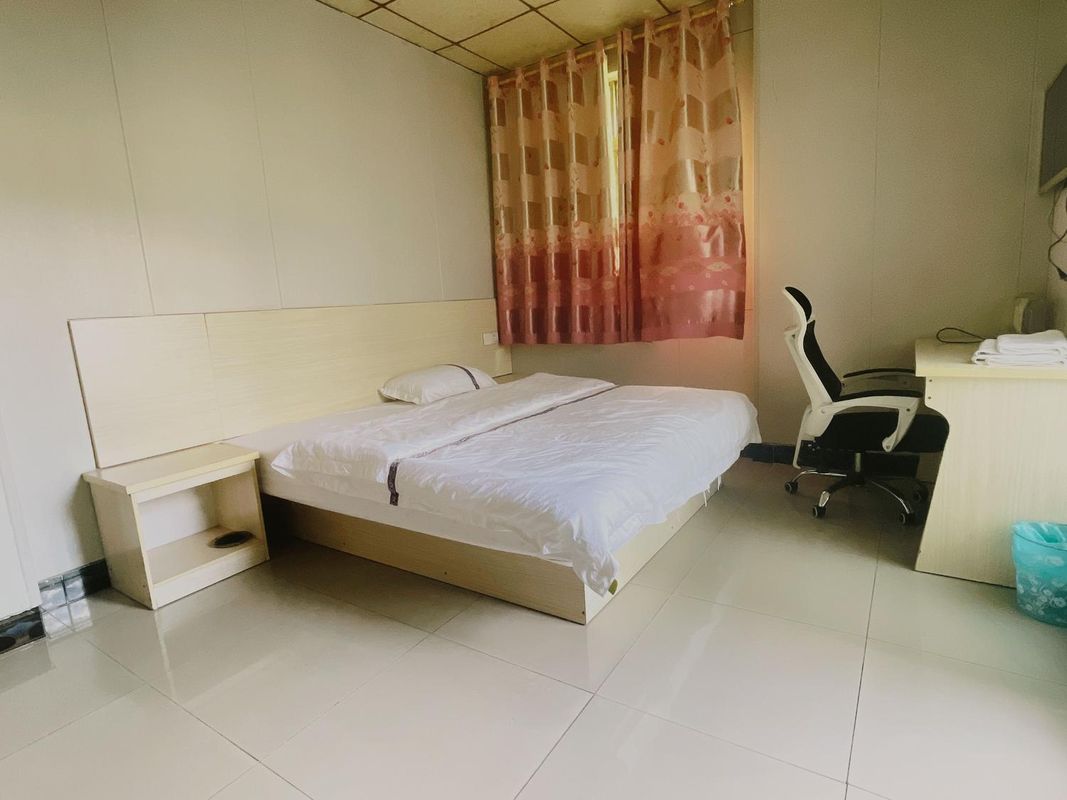 Huangjin Business Apartment