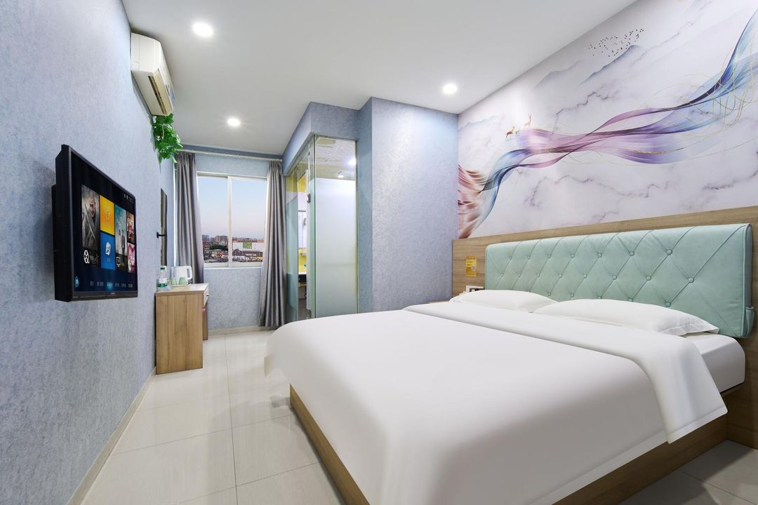 深圳美天酒店(公明廣場地鐵站店)