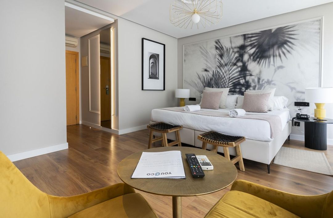 You & CO. J. Botánico Boutique