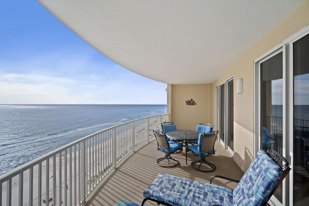 豪華海濱別墅度假村 - 海灣前的天堂景觀!