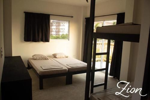 錫安海灘之家 - 僅限成人