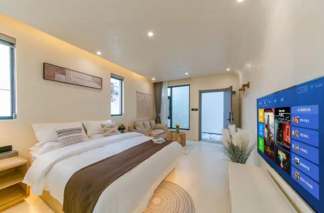 Muyu Light Luxury Homestay (Lijiang Ancient City Store)