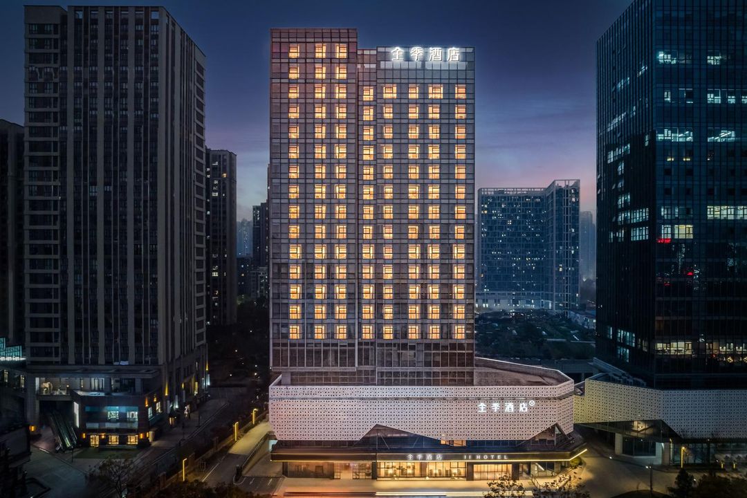 全季酒店(武漢仁和路地鐵站店)