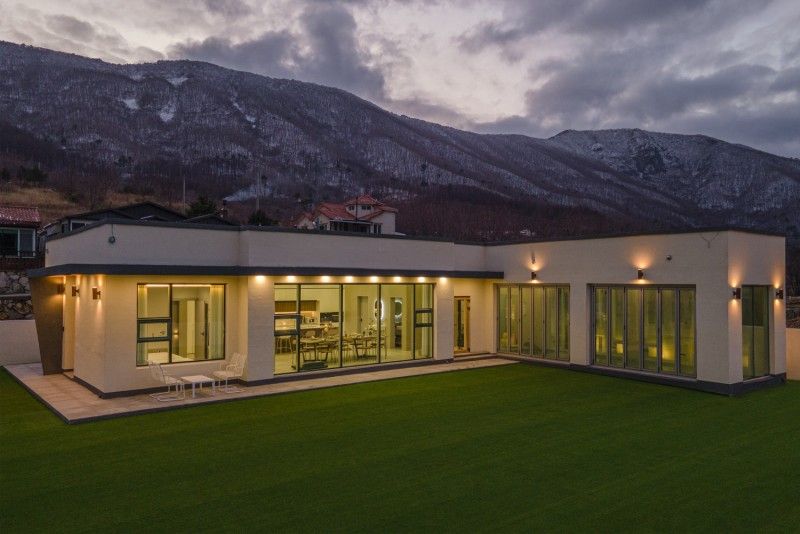 Gyeongju Royce Dog Pool Villa