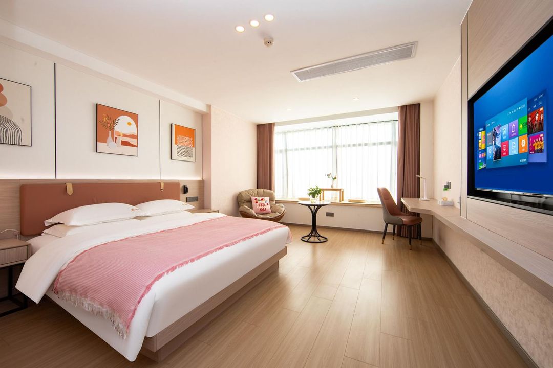 Dingcheng Zhixuan Hotel