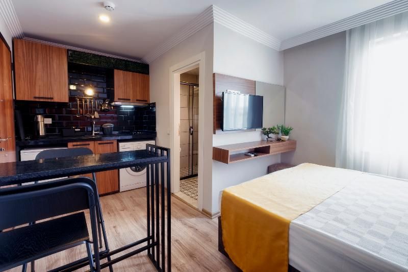 特拉羅薩套房酒店