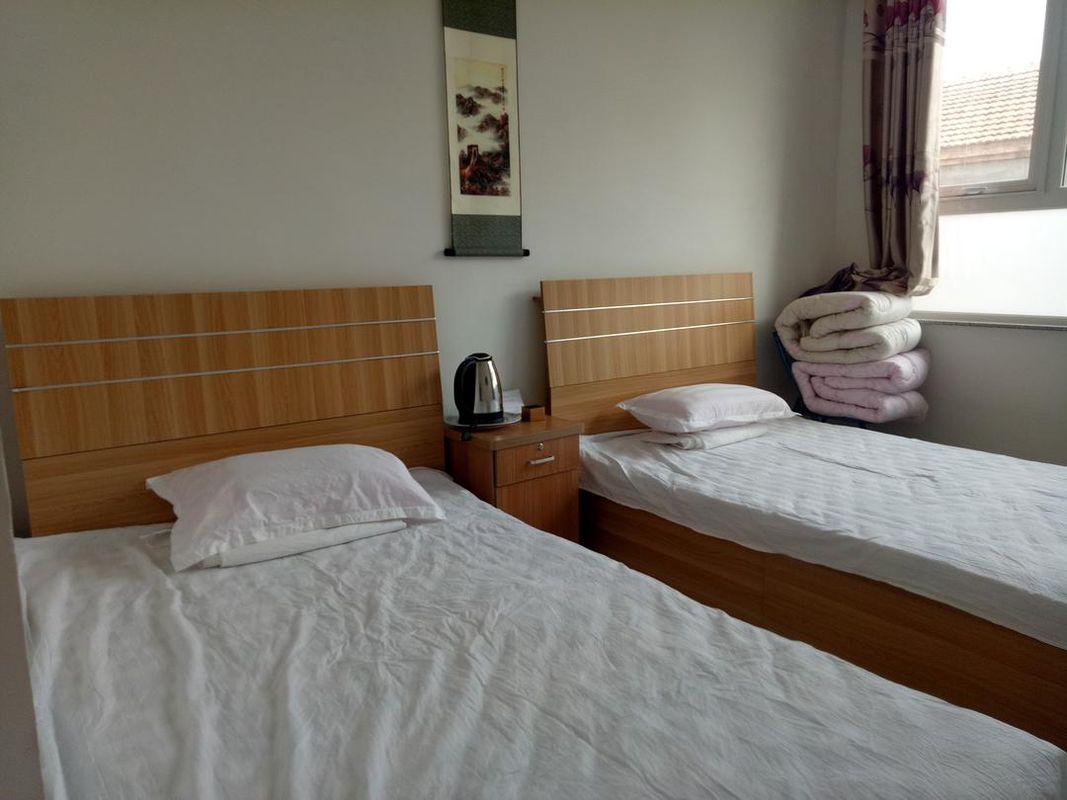 Badaling Linfengge Farm House