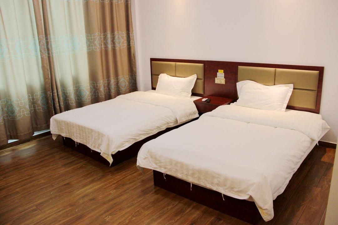 Huizhou Yihang Hotel