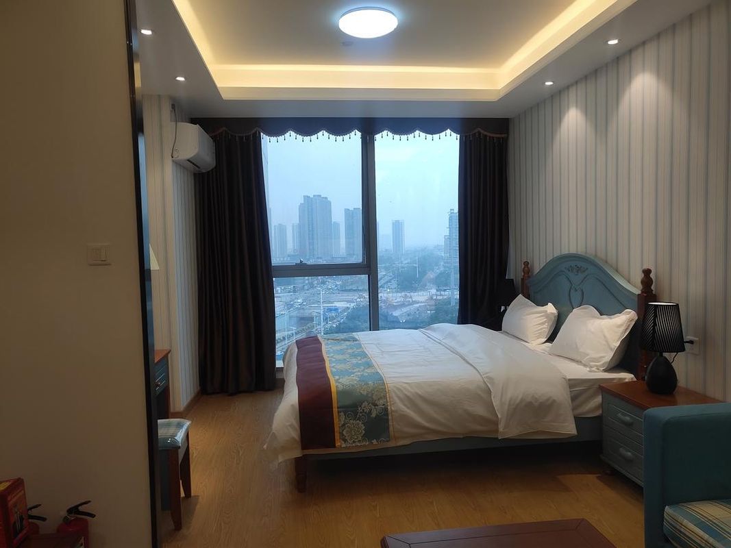 風景裏國際公寓(佛山綠地尚品花園店)