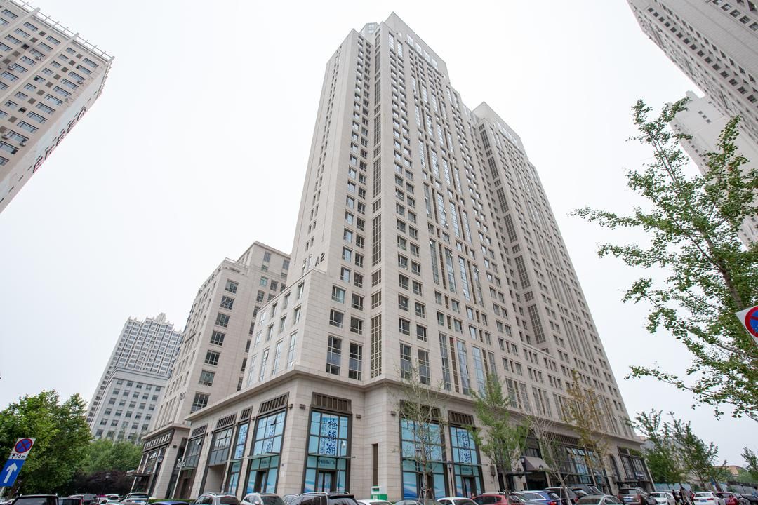 穿越者電競酒店(大連和平廣場店)