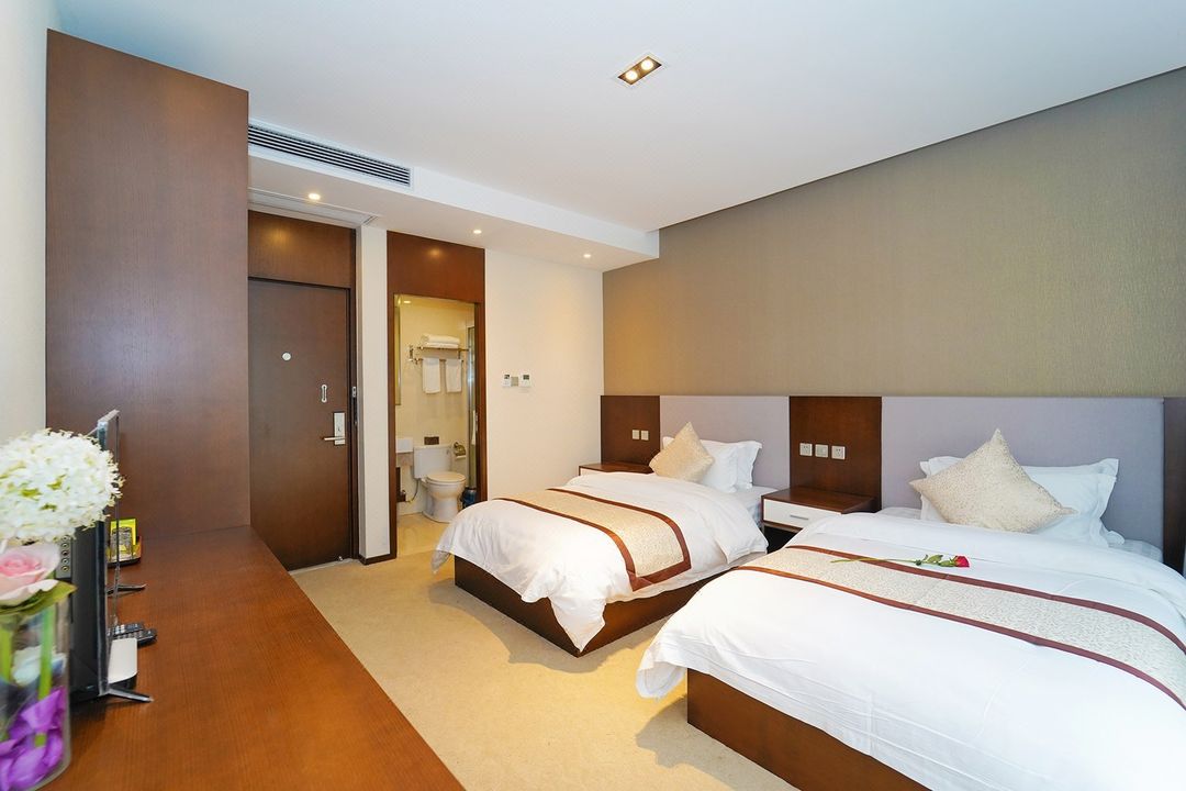 Chunping Baolu Apartment