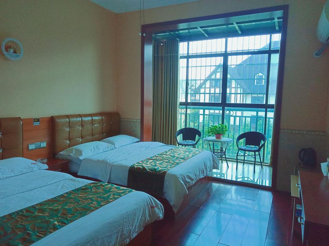 Zhuzhou Yueyue Chinese Inn