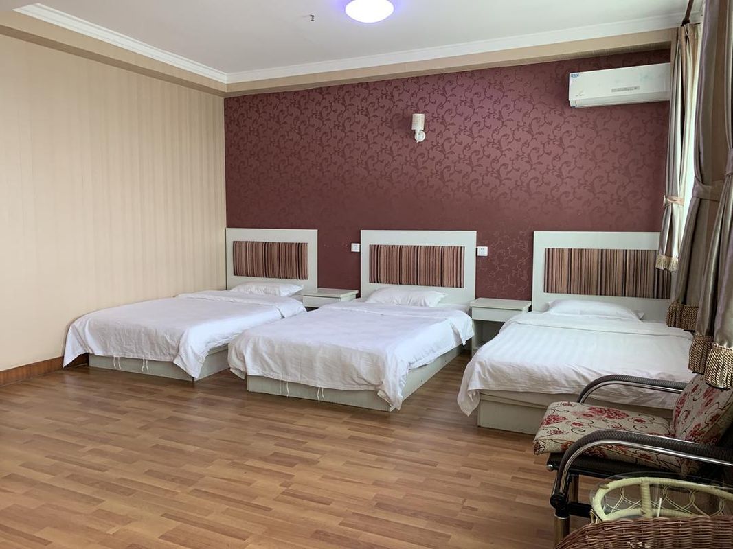 Beijing Baihe Business Hotel