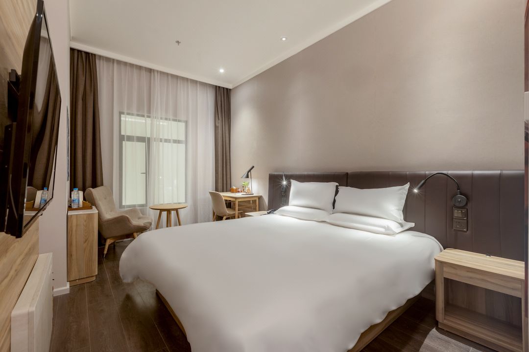 Hanting Youjia Hotel (North Gate of South China Agricultural University)