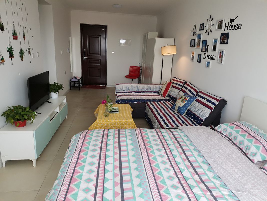 天津冰凝繁花公寓