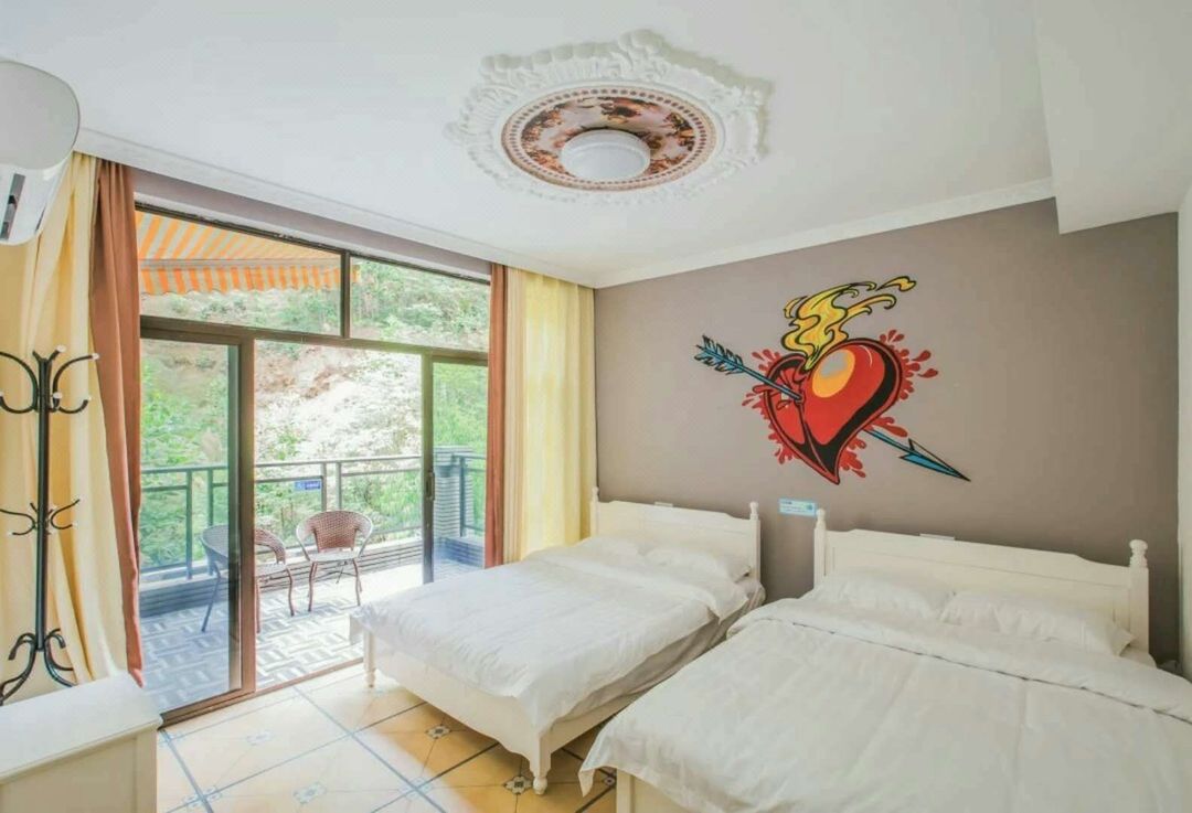 广州詹伟贤度假别墅民宿(大源村分店)