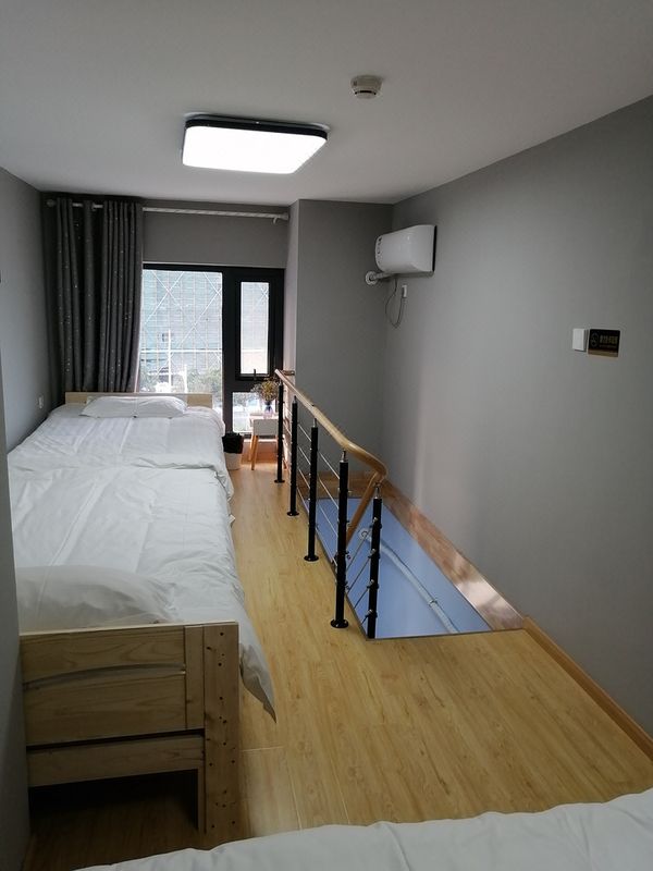 南京舍吧電競之家公寓