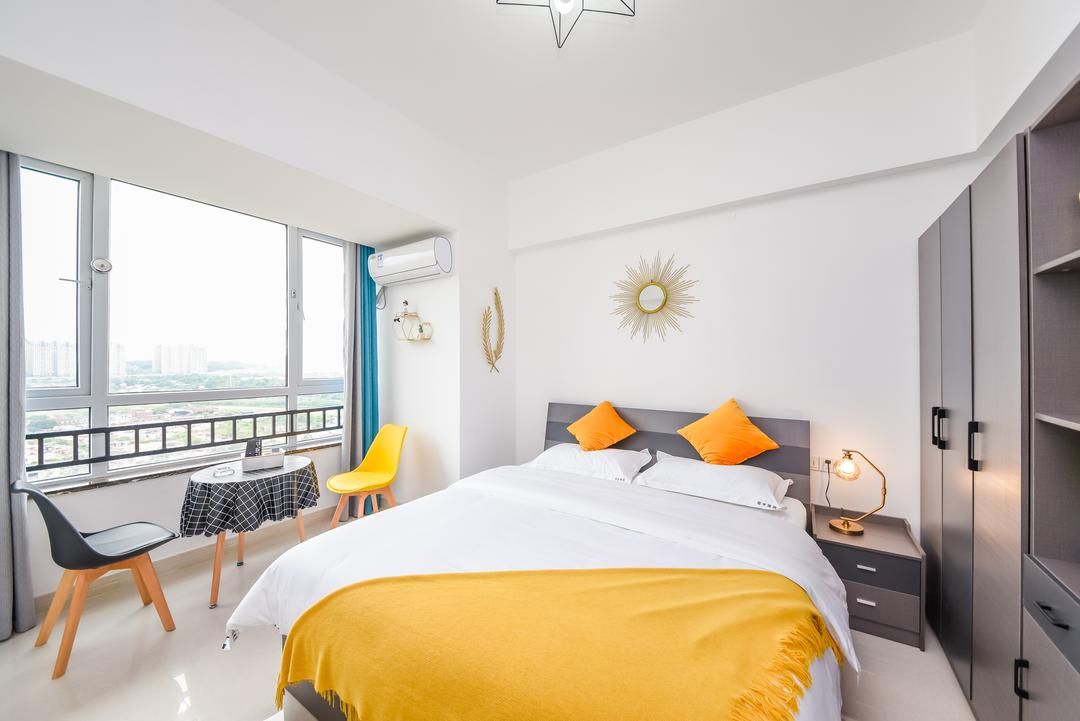 Huomi Pusu Hotel (Changsha High-speed Railway South Station Greenland Window)