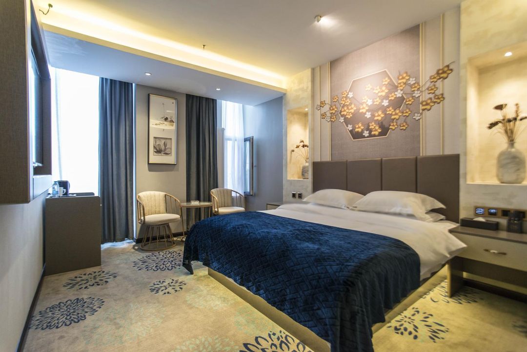 Gongte Hotel (Harbin West Railway Station Wanda Plaza)