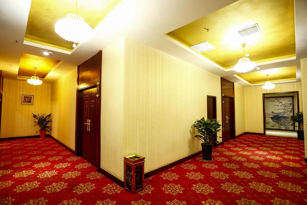 Garden International Hotel