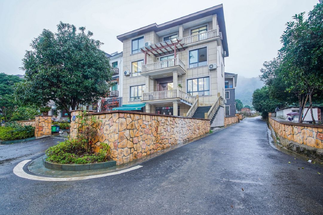 长沙小清新泳池别墅(芙蓉北路辅路分店)