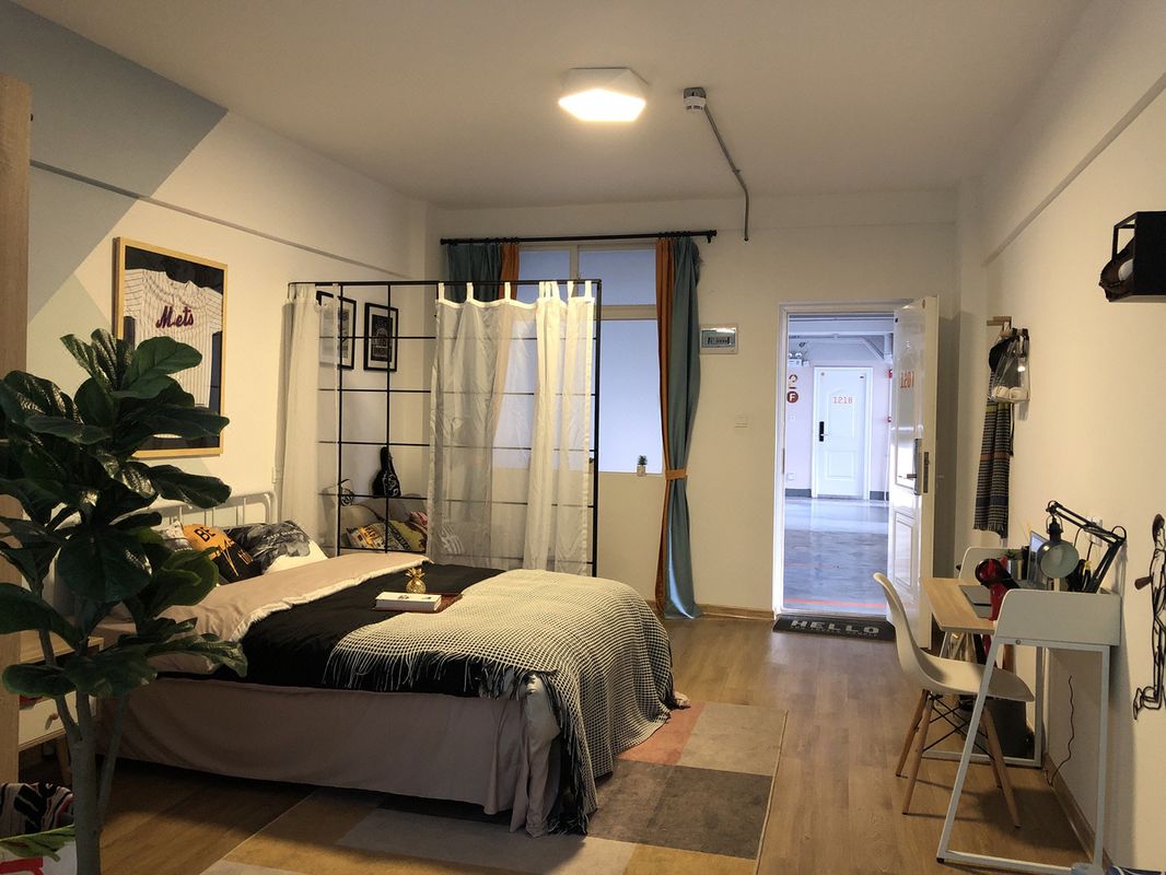 中山龙湖冠寓中山火炬开发区店公寓