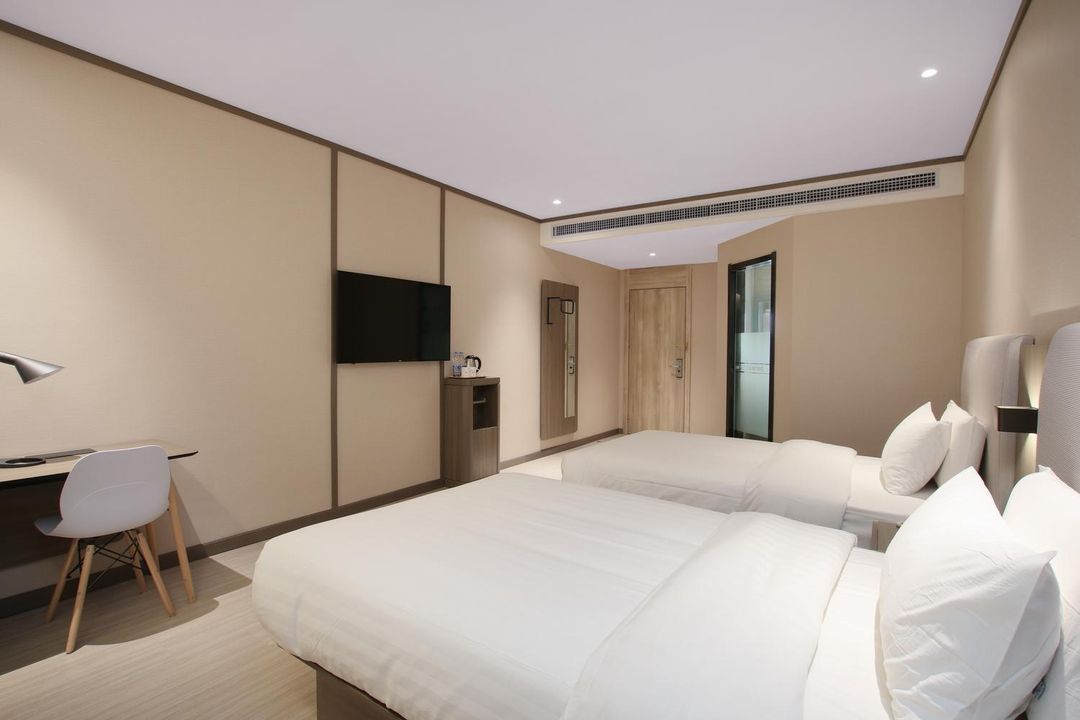 Qingmu Hotel (Nanjing Xuanwu Lake Fuhougang)