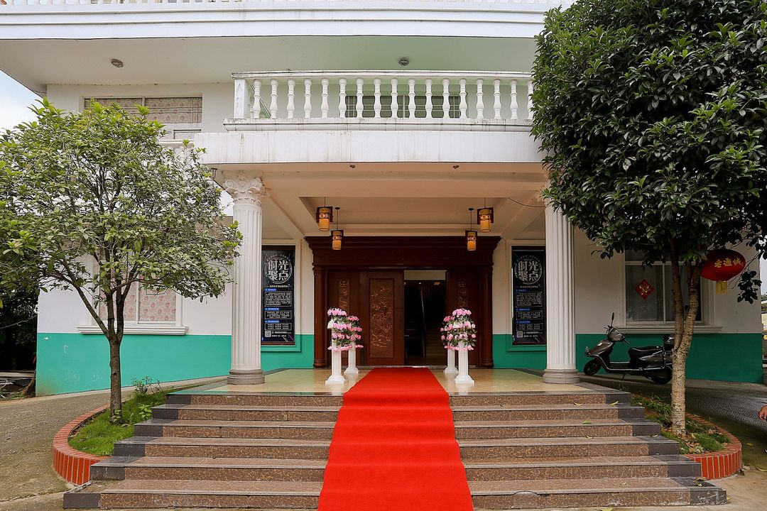 长沙小清新泳池别墅(开福大道店)