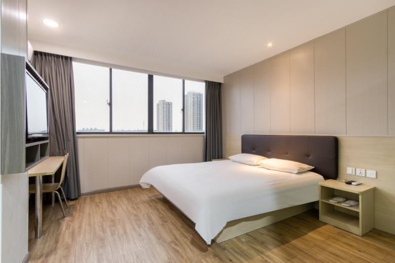 Runhe Collection Hotel (Hangzhou Donghu North Road)