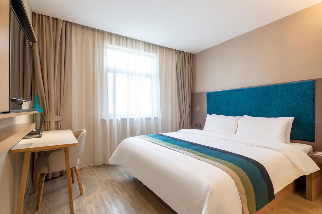 Homeinn Selected Hotel (Lianyungang Suning Plaza Haichang South Road)