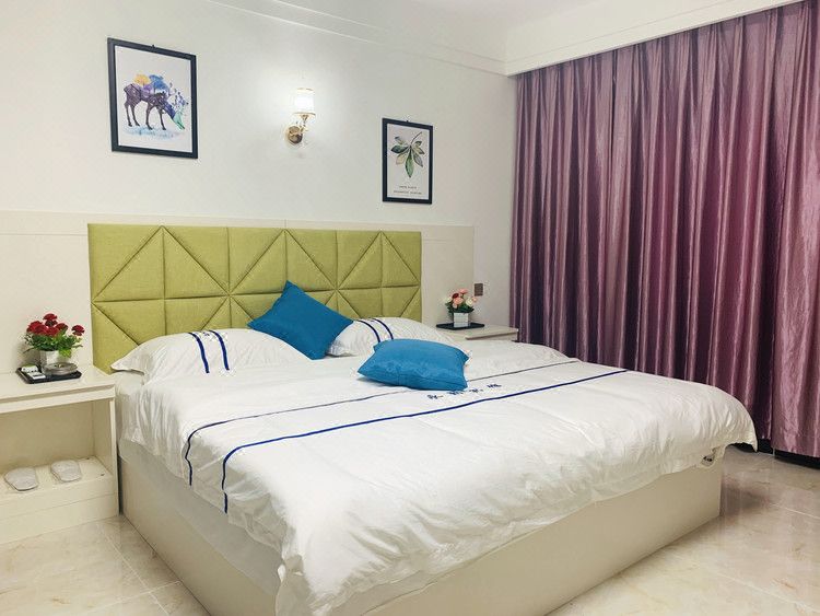 Chengdu Yongqin Hotel