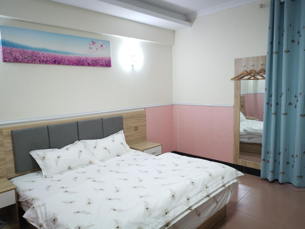 Jiangmen Yipin Apartment